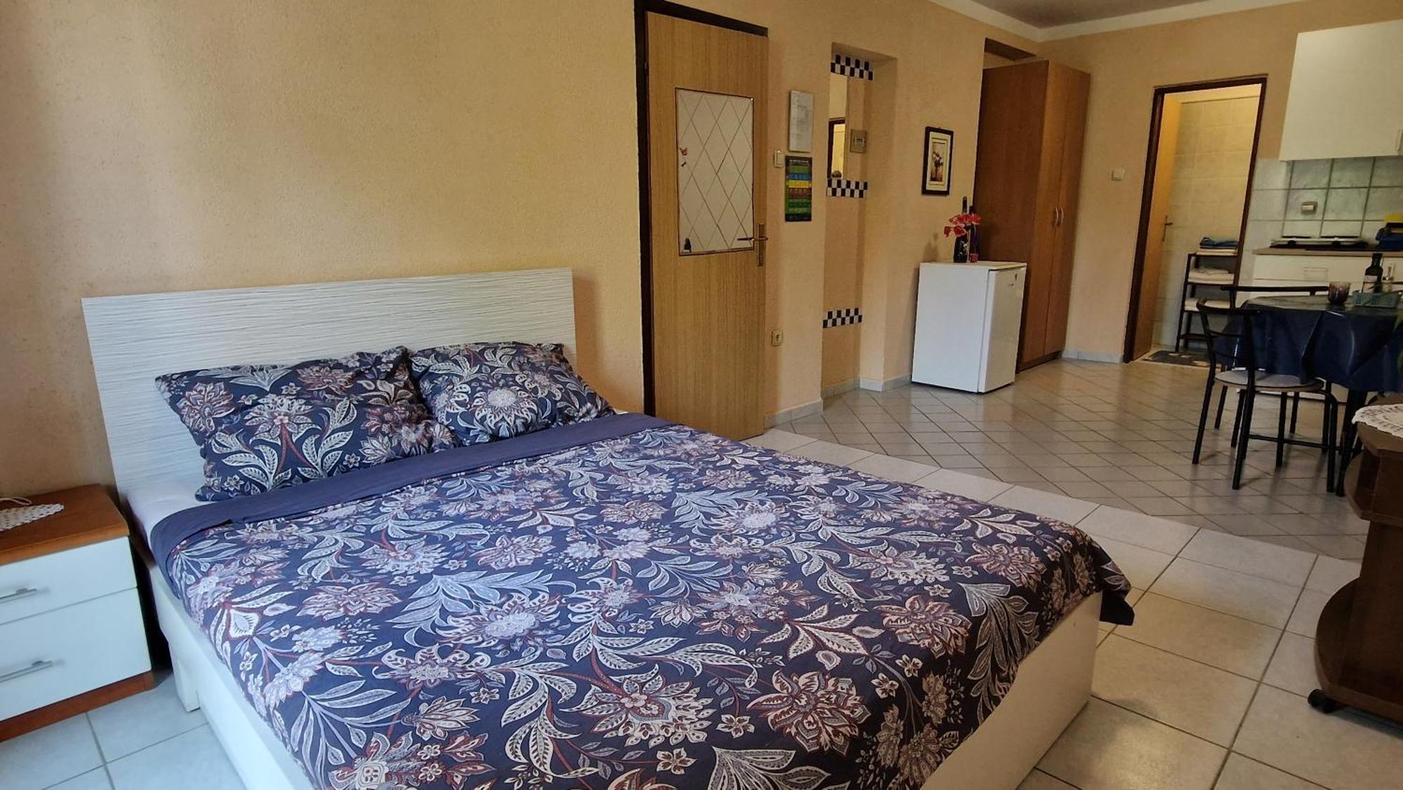 Apartman Merima Krk Town Extérieur photo